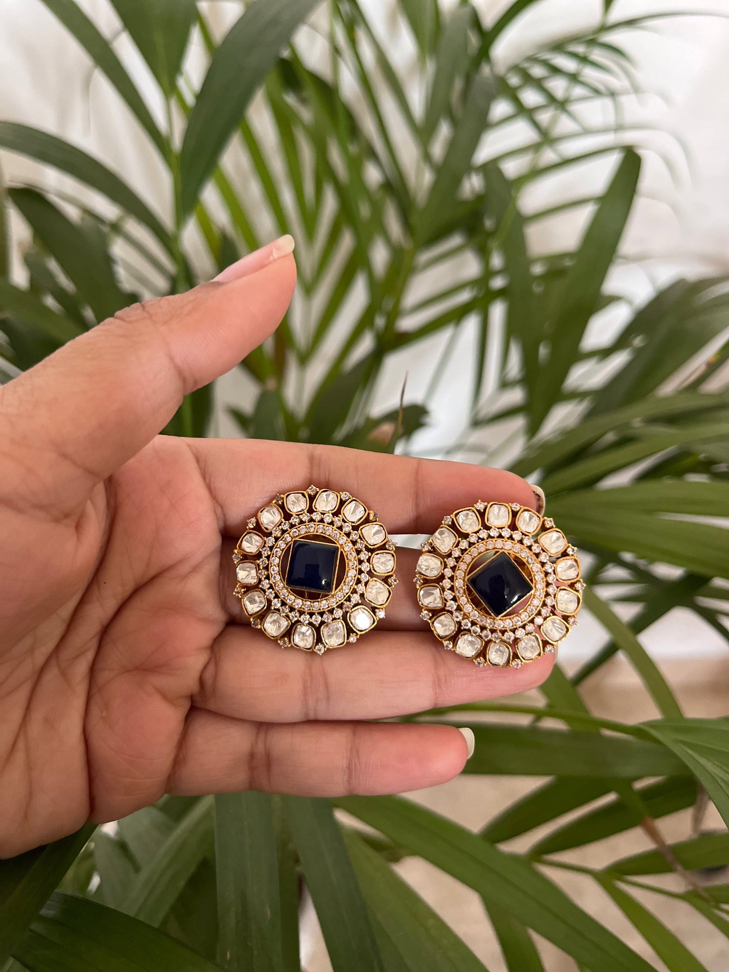 Sapphire studs gold plated, set in silver & alloy