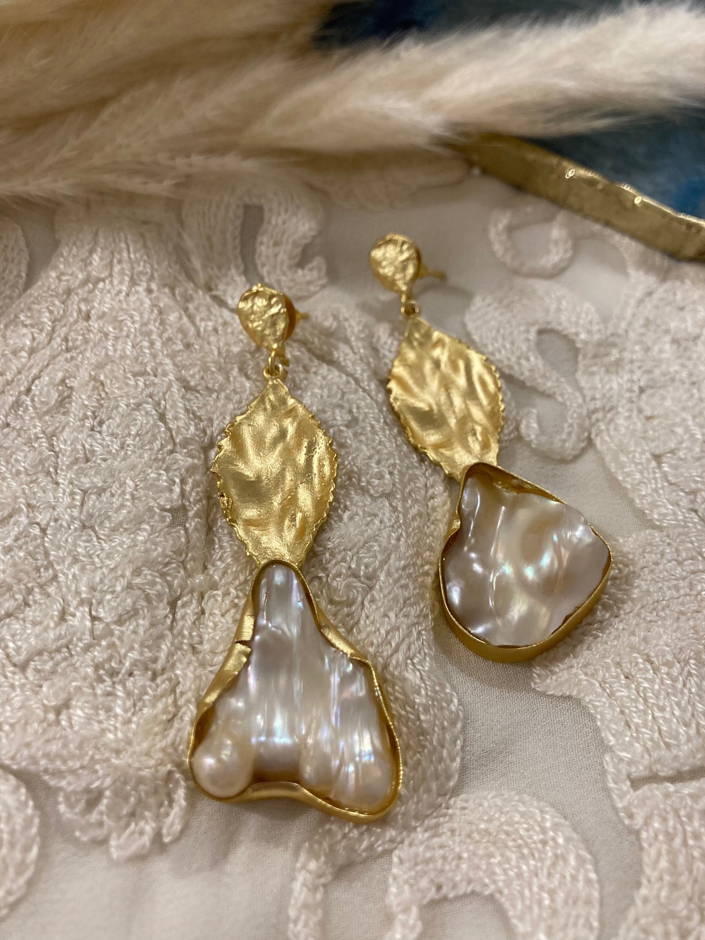 Floral Inspired golden earrings with pearls