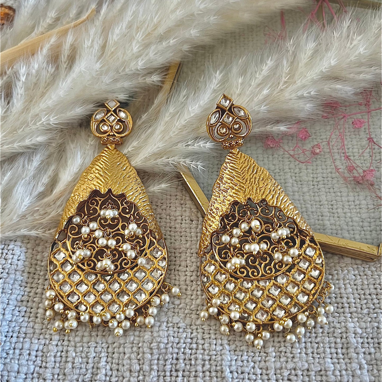 Faagun Earrings