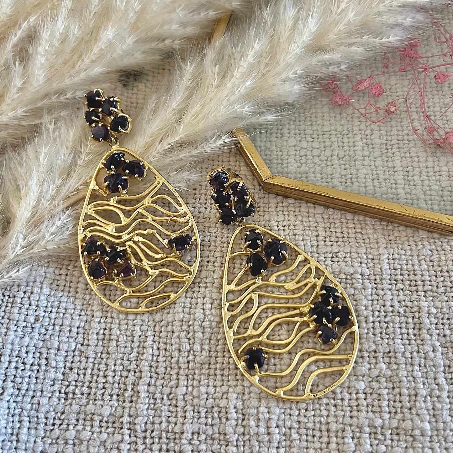 Vasl Earrings