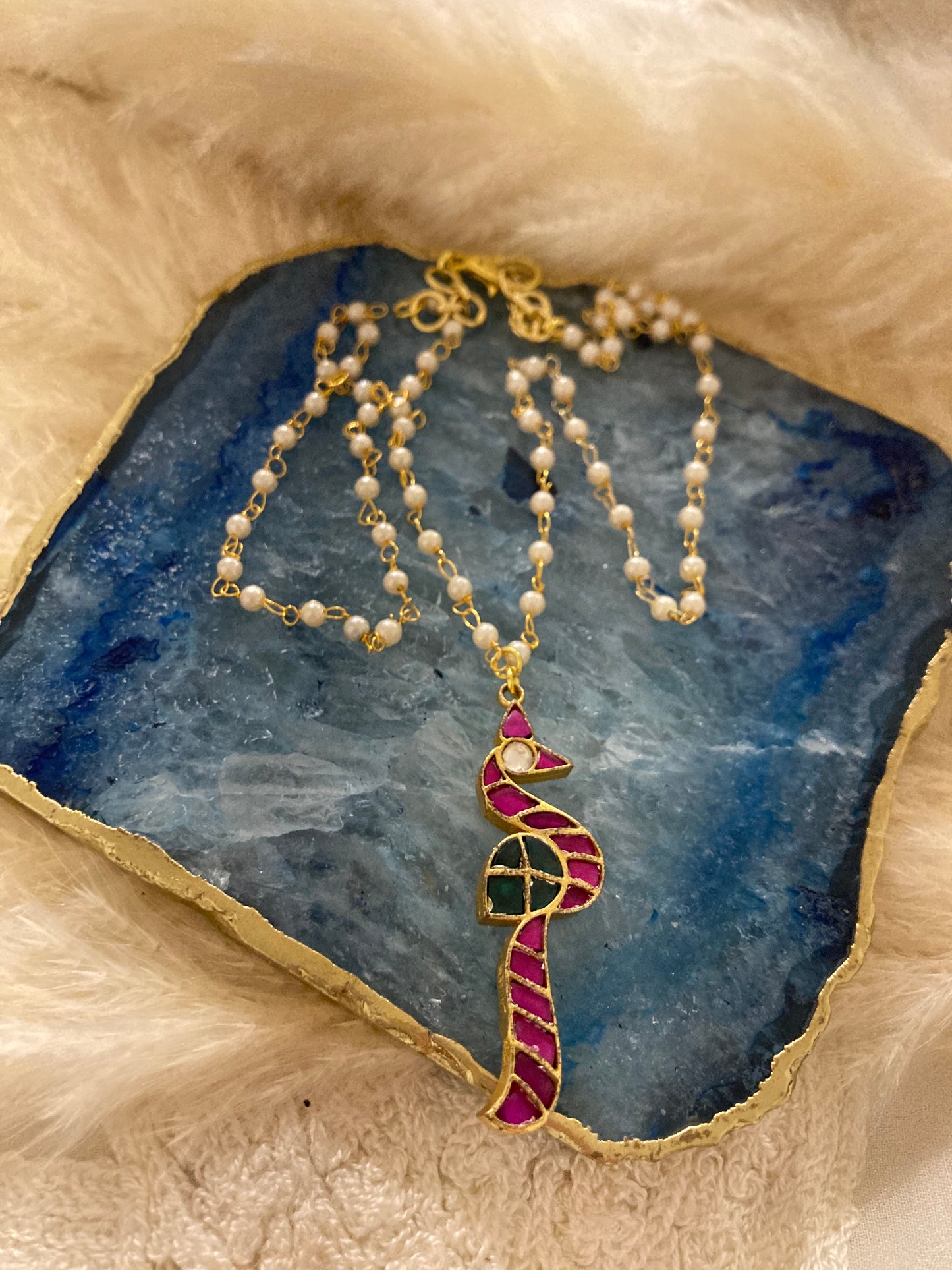 Pachi Kundan peacock pendant with pearl string in silver and alloy