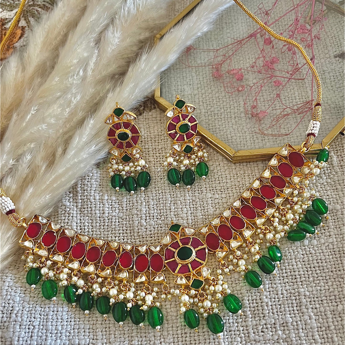 Neeta Necklace Set