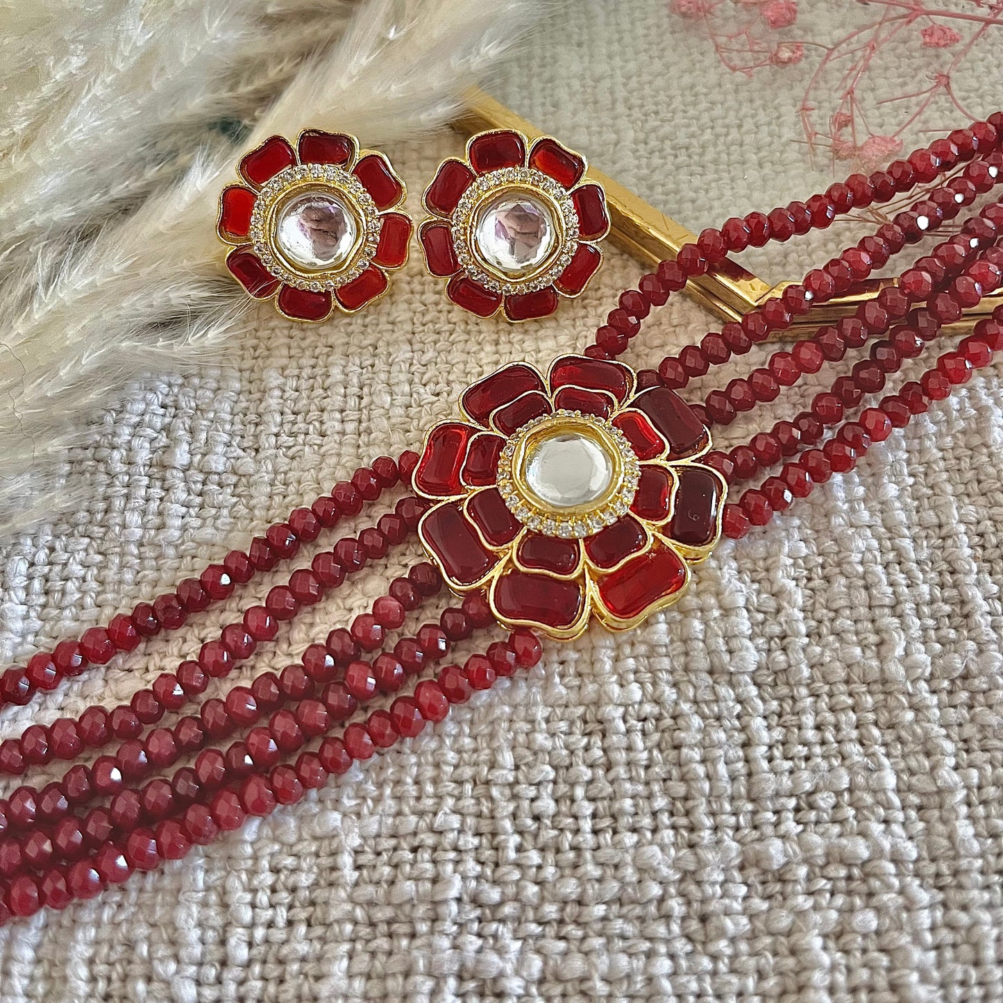 Red Plume Necklace Set
