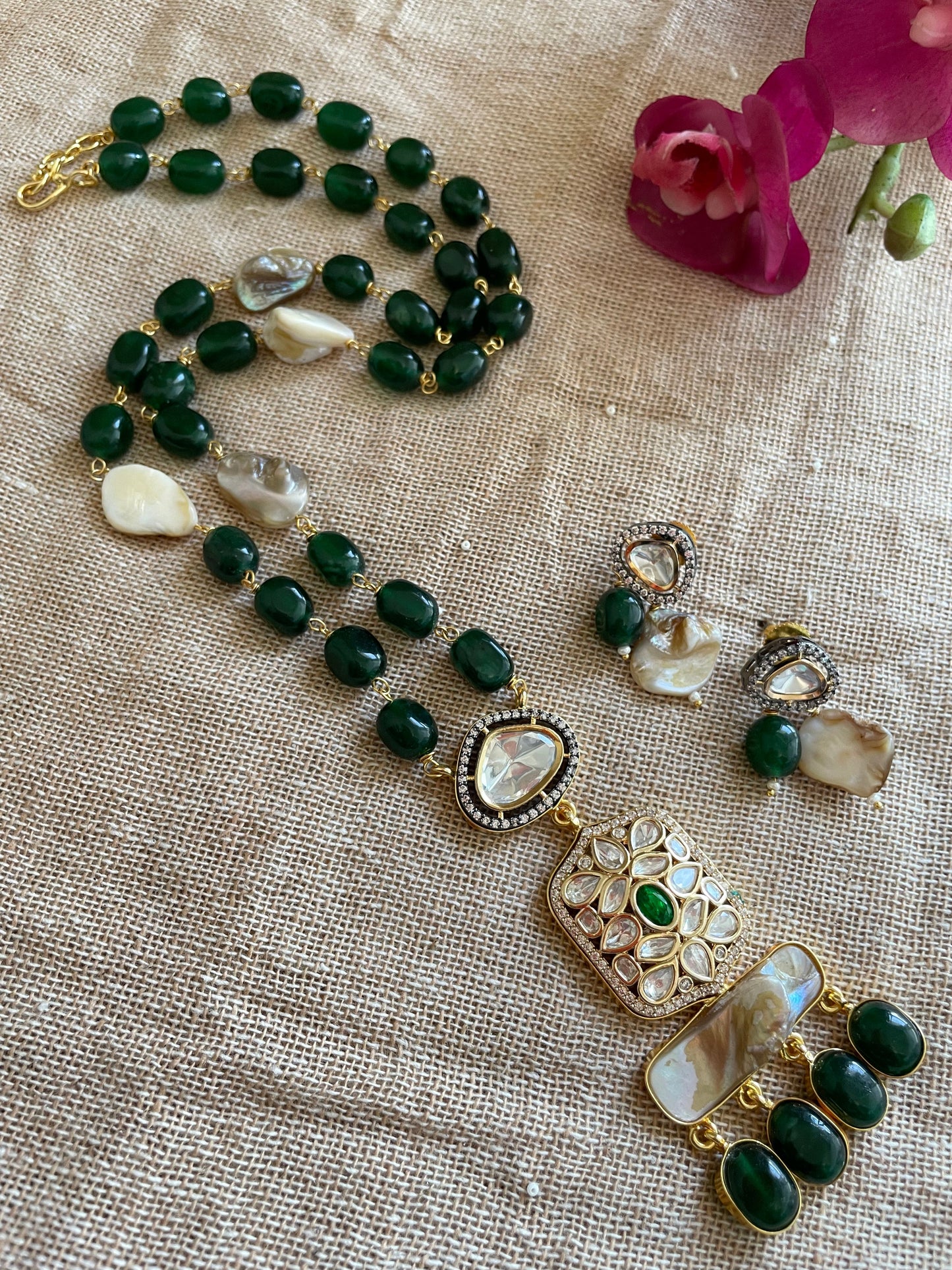 Vintage Emerald Necklace Set