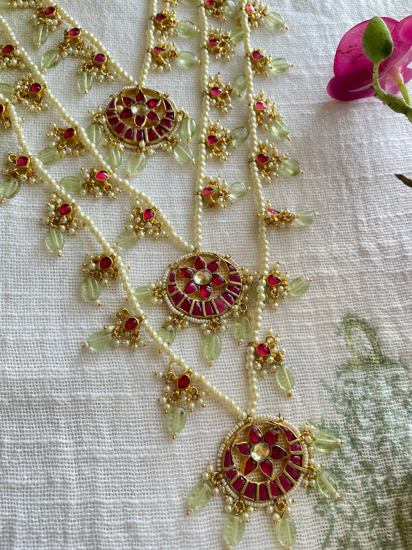 Regal Rhapsody Necklace Set