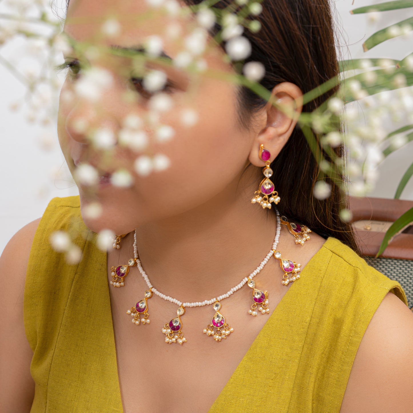 Vira Pearl Necklace set