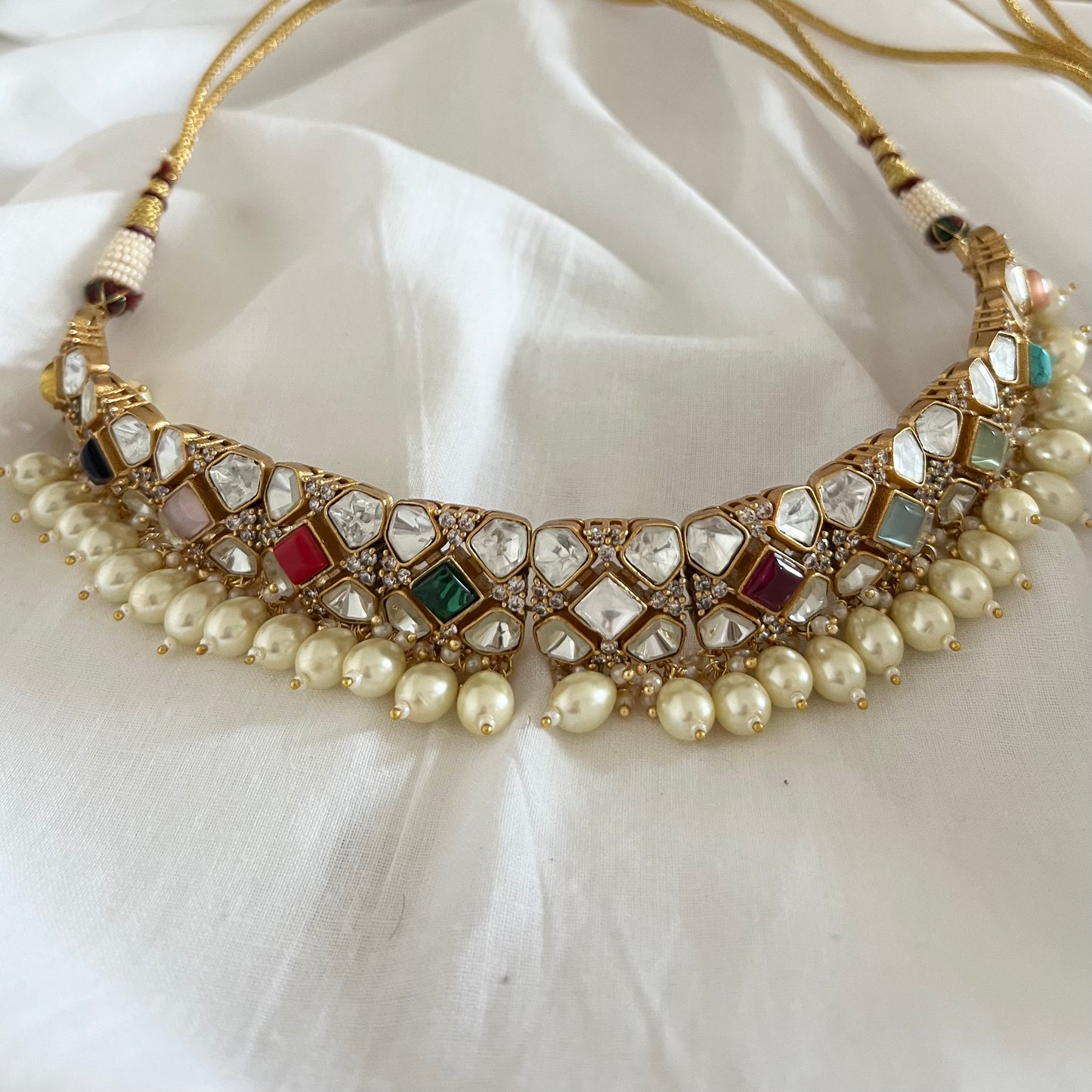 Naangai Navratan Necklace Set