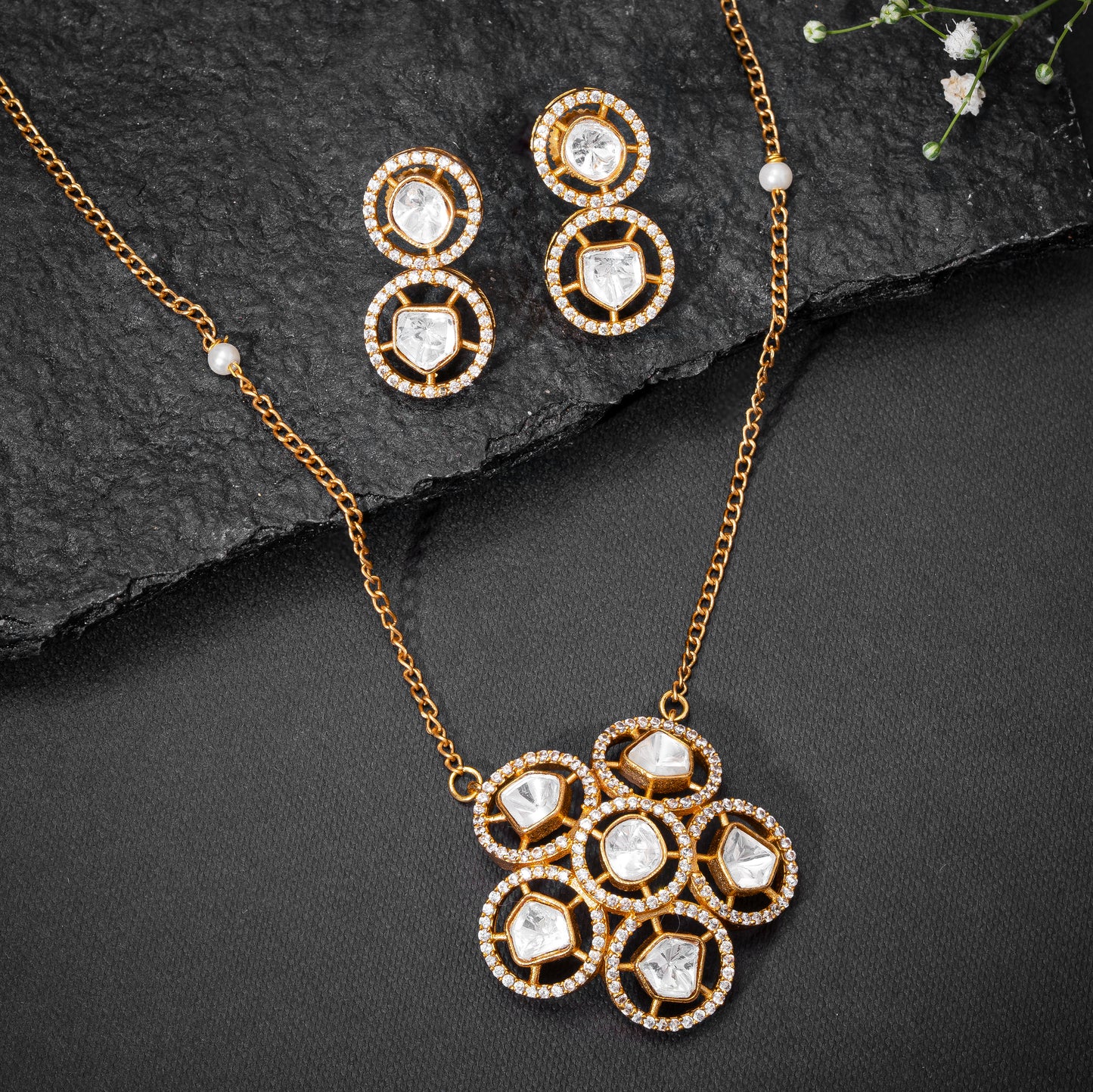 Sobhana Necklace Set