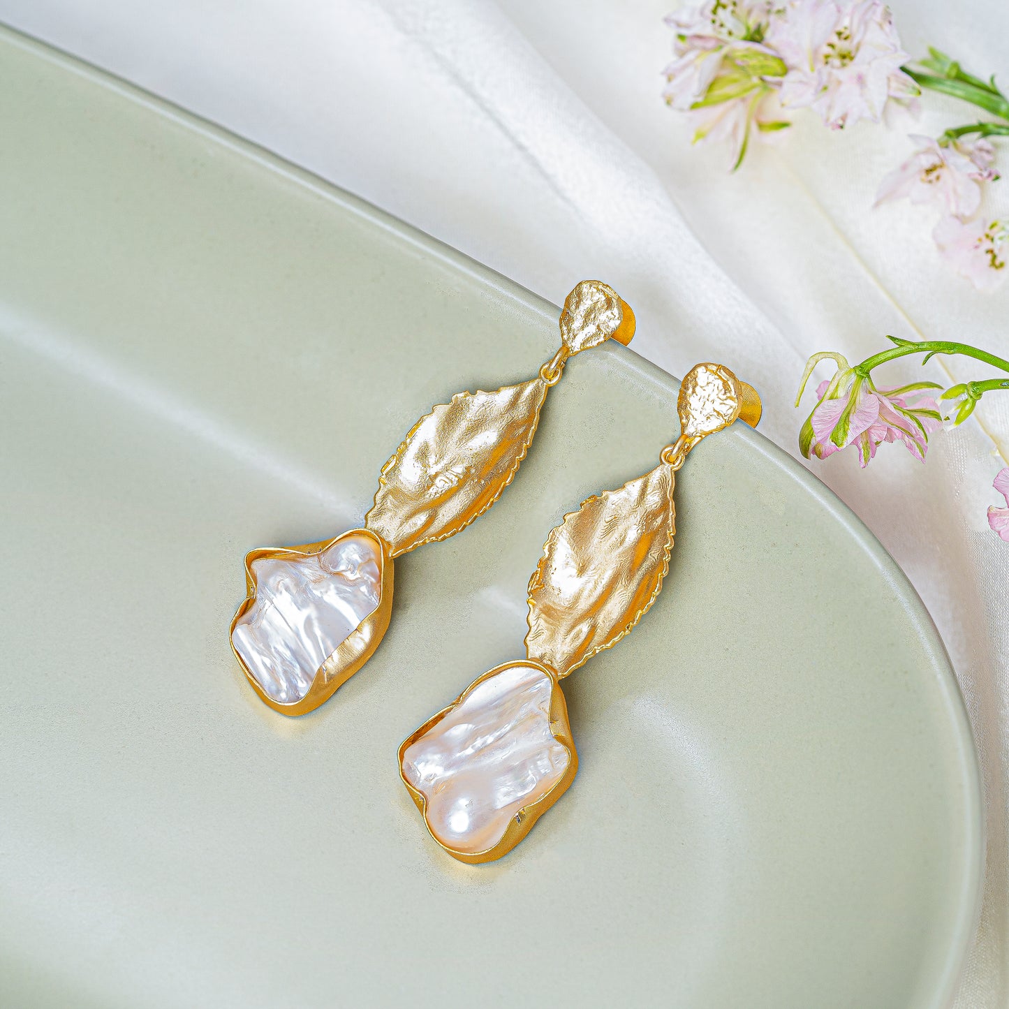Isa Baroque Pearl Earrings