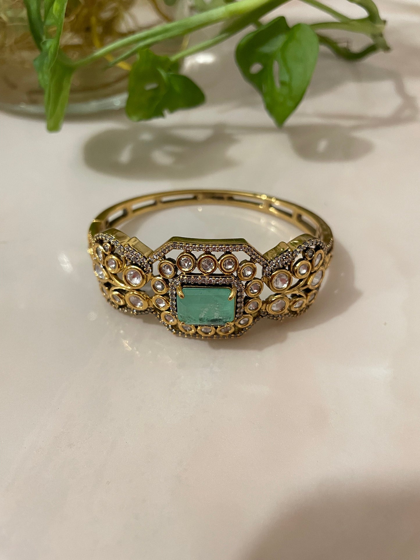 Sea-Green braceket with Kundan, gold plated