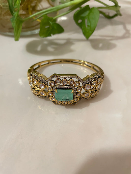 Sea-Green braceket with Kundan, gold plated
