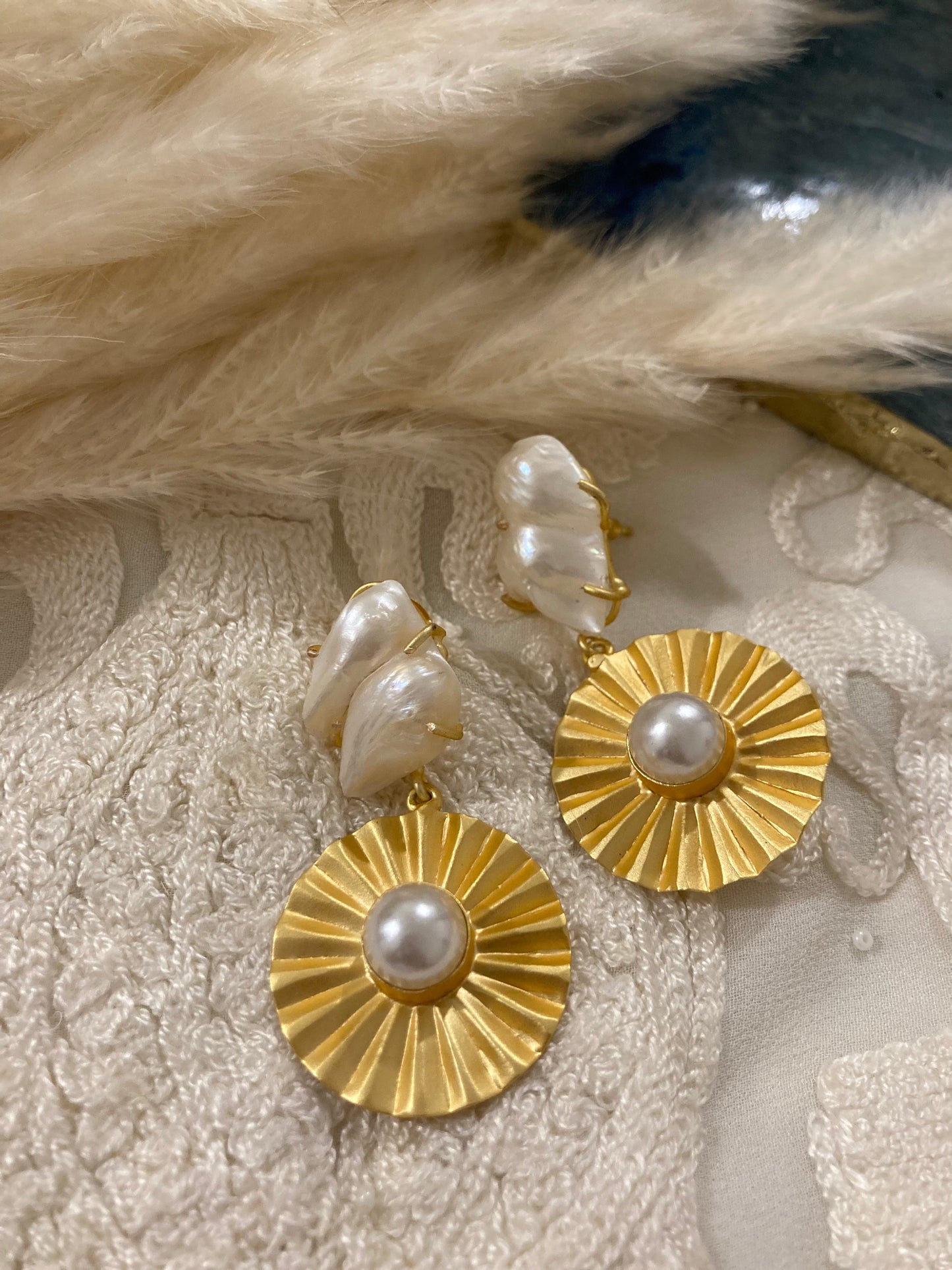 Floral Inspired golden earrings with pearls