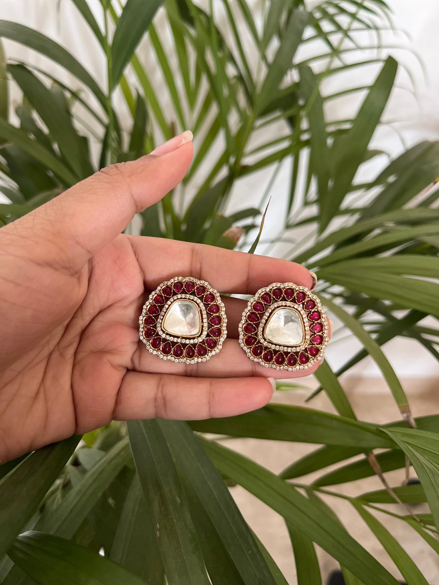 Ruby studs gold plated, set in silver & alloy