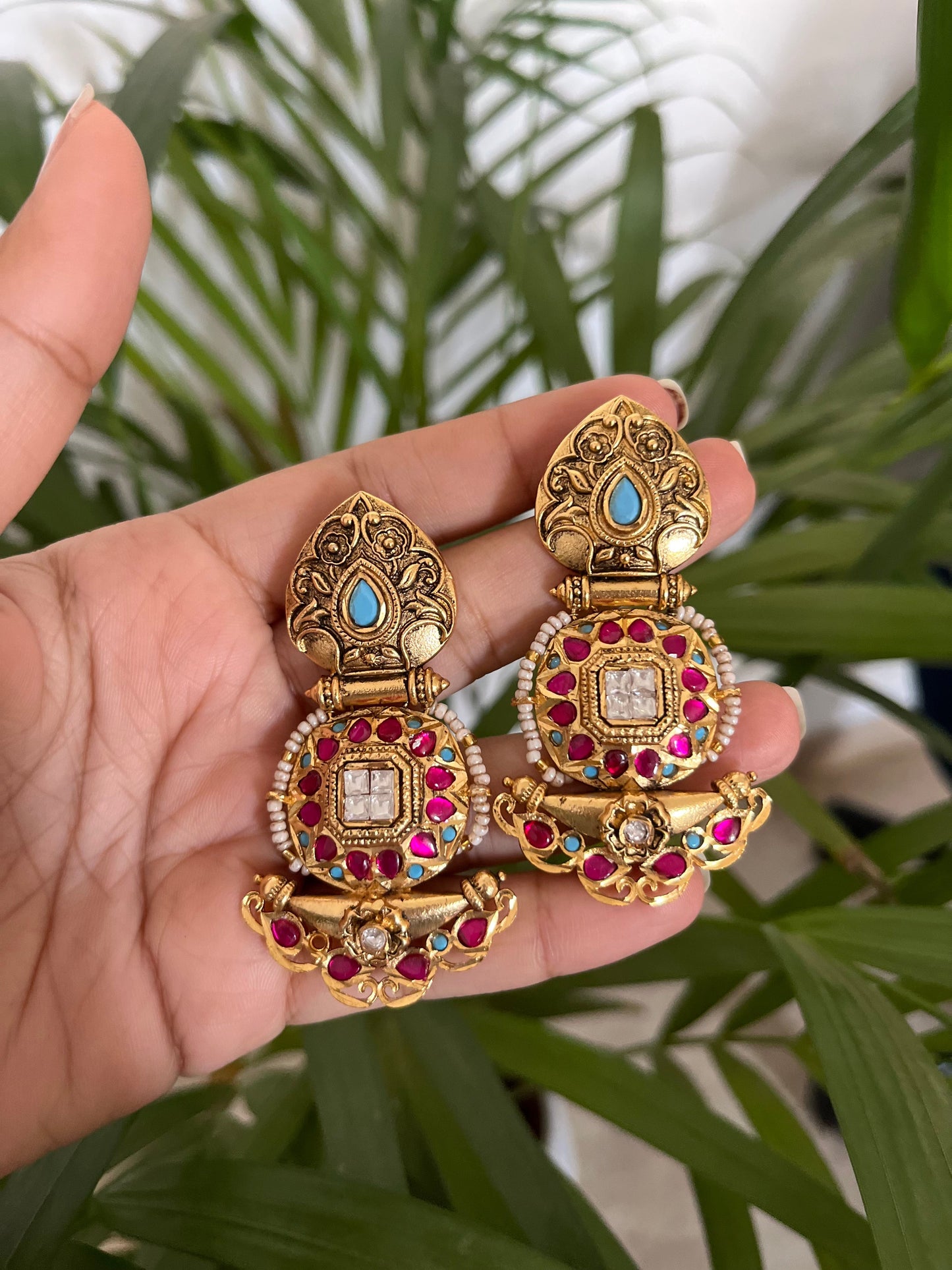 Vintage gold plated earrings set in silver & alloy