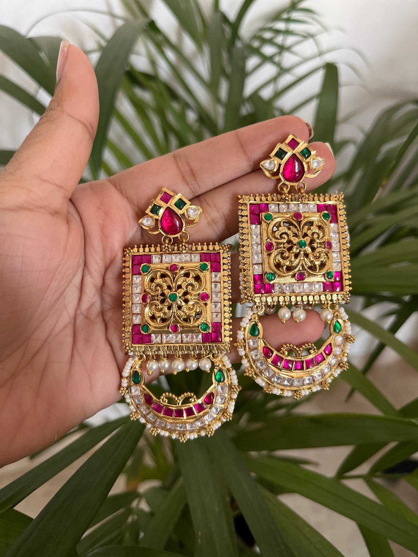 Vintage gold plated earrings set in silver & alloy