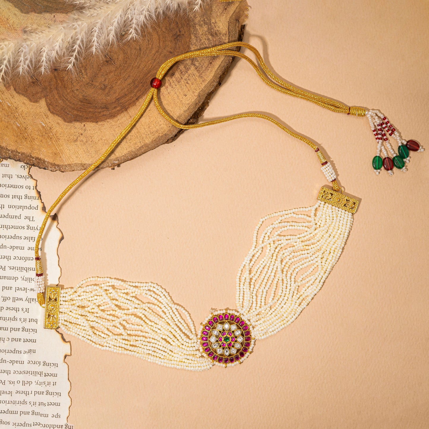 Pachi Kundan choker with pearl strings in silver and alloy