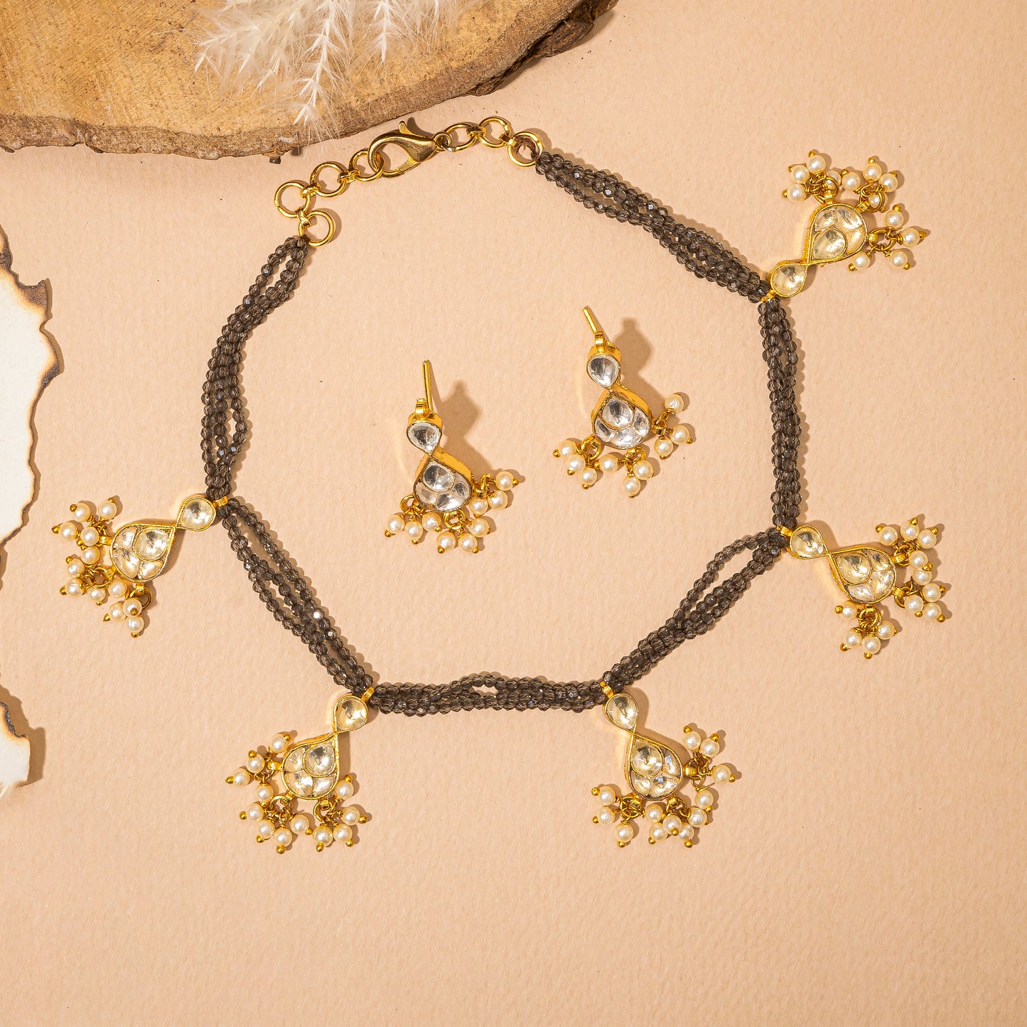 Vira Pearl Necklace set