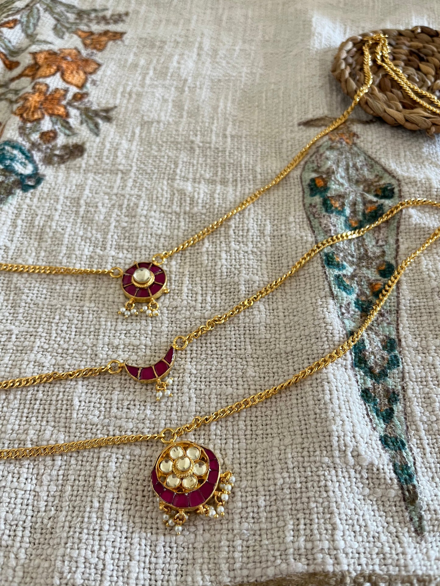 Three layered pachi kundan necklace
