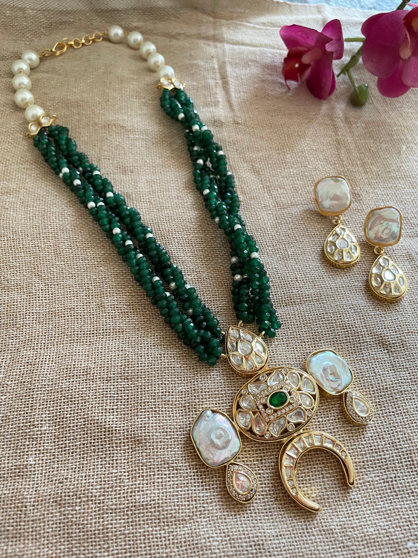 Emerald Enchantment Necklace Set