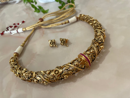 Traditional Choker set  with floral motifs